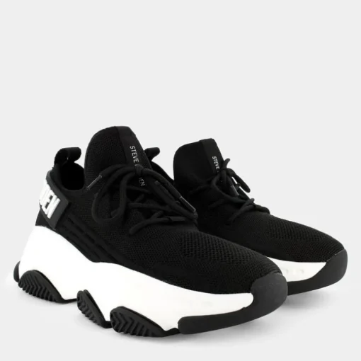 BLA- SNEAKERS NERO PROTÉGÉ