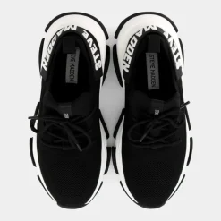 BLA- SNEAKERS NERO PROTÉGÉ